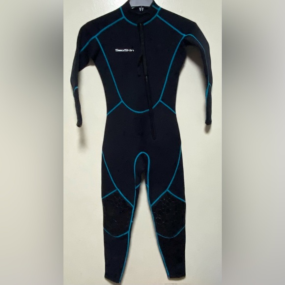 SeaSkin Neoprene Shorty Wetsuit Black/Blue Size S – Surf, Dive, Swim - Unisex - Picture 1 of 14